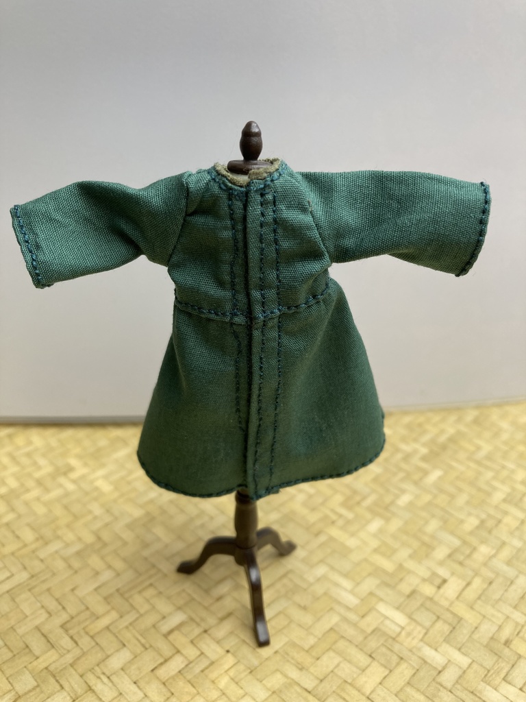 Aラインワンピース(付け襟セット)