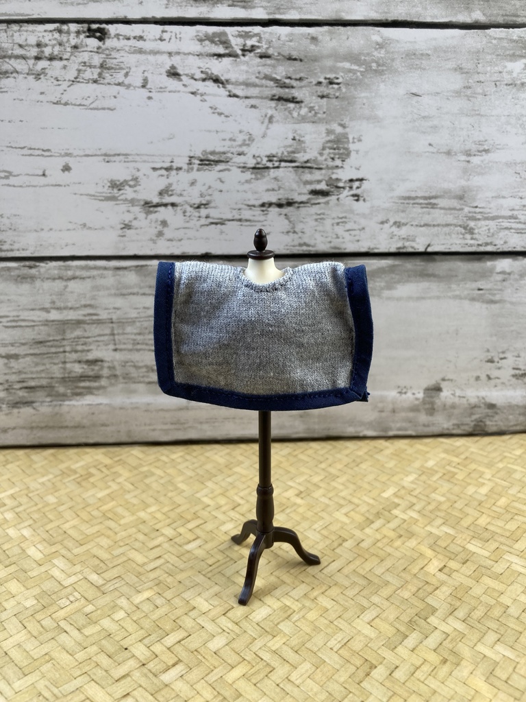 スクエアポンチョ