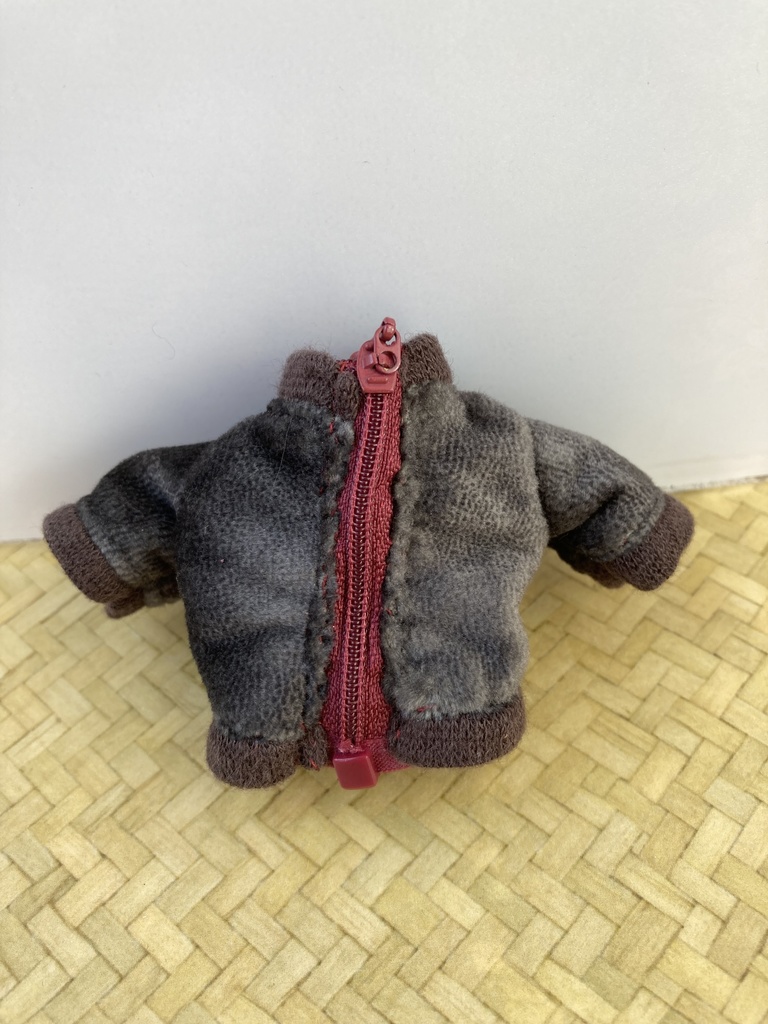 フェイクレザー柄ブルゾン