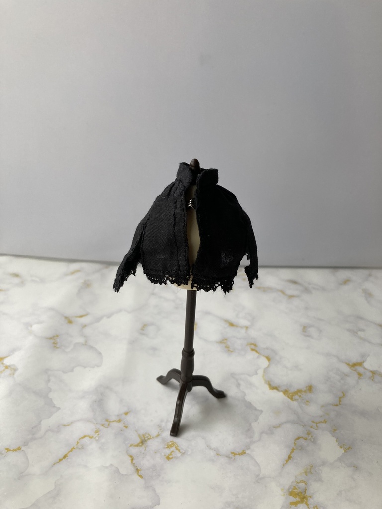 ブラックケープ