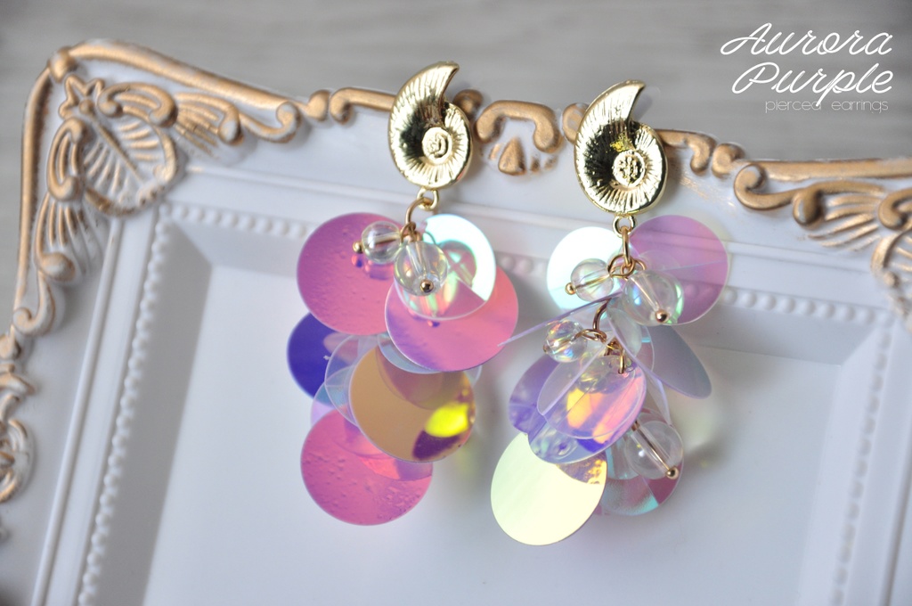 人魚の鱗【ピアス&イヤリングパーツ選択可能】