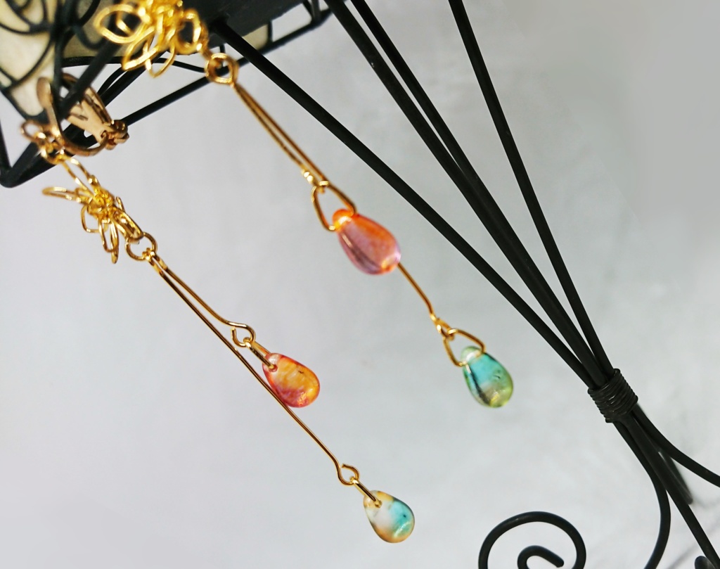 空の雫イヤリング(春色/曙と夕暮れ/梅雨)