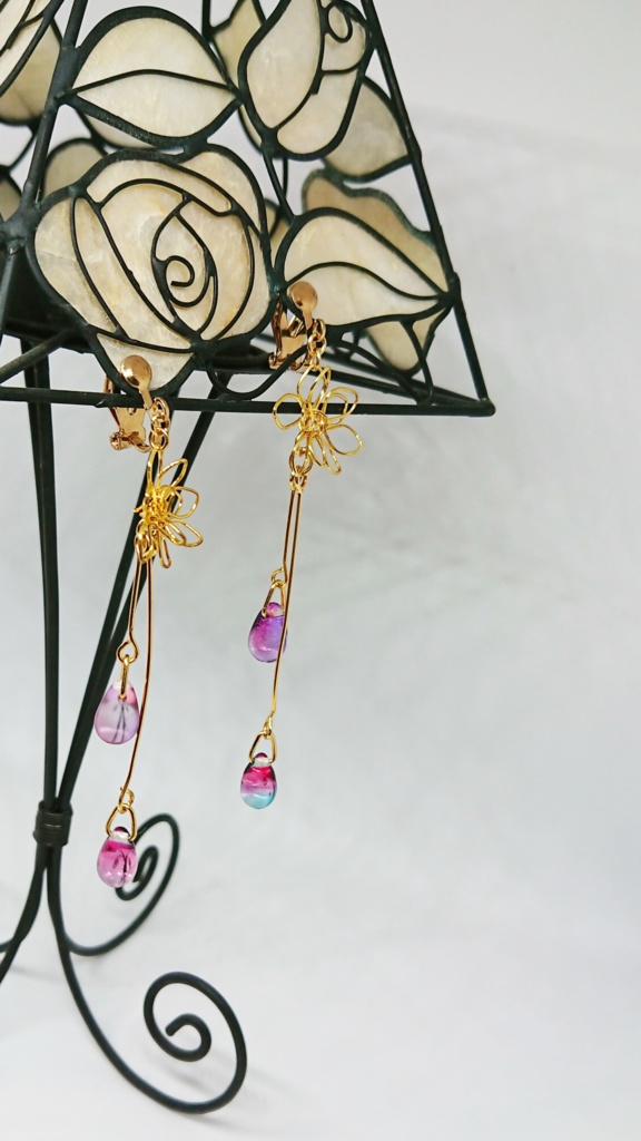 空の雫イヤリング(春色/曙と夕暮れ/梅雨)