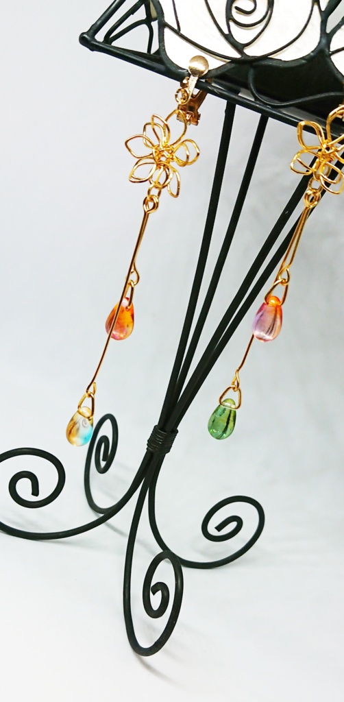 空の雫イヤリング(春色/曙と夕暮れ/梅雨)