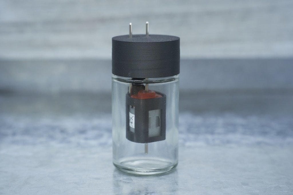 ミニ四駆 モーター慣らし・水慣らし用 治具 タミヤ スペアボトル46対応