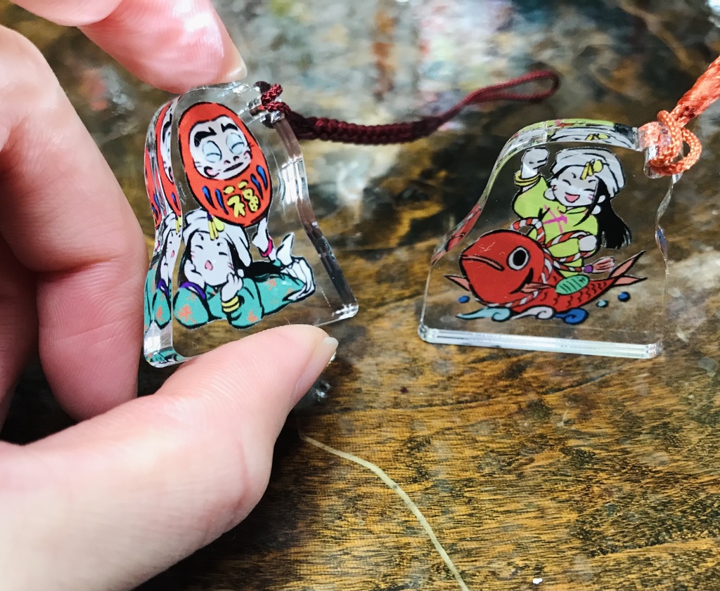 スーパー千里眼・トゥユンの「縁起物アクリルグッズ」