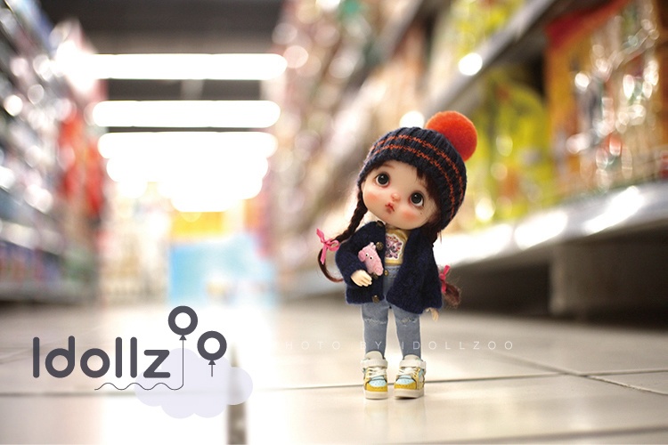 オビツ11 靴 色合わせの運動靴