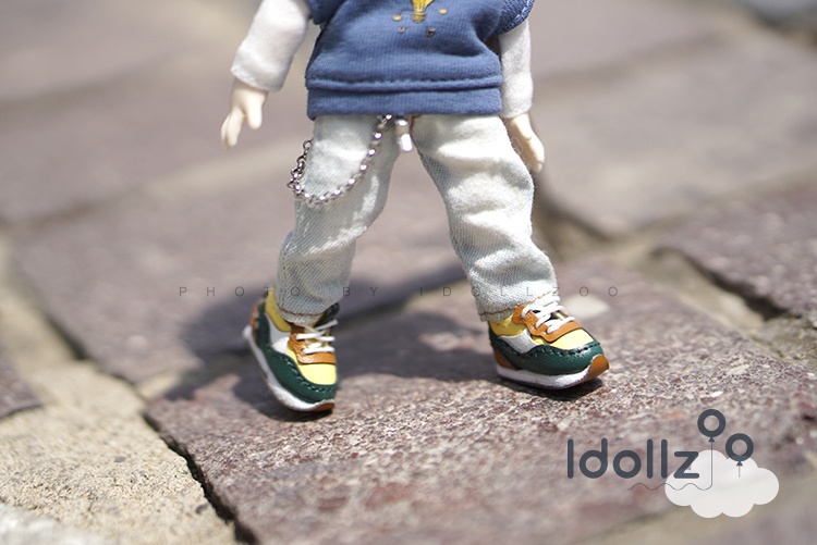 オビツ11 靴 カラー運動靴