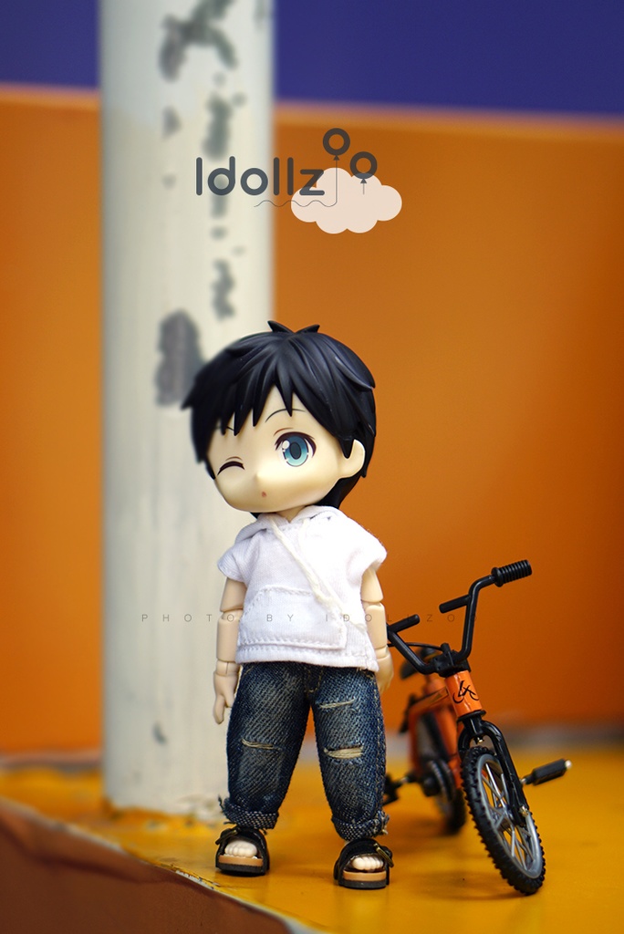 オビツ11 服 ノースリーブのフードコート