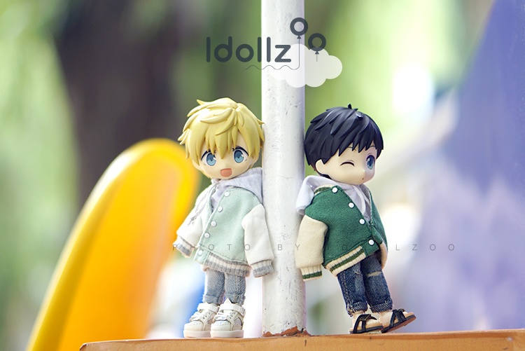 オビツ11 服 ノースリーブのフードコート