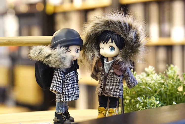 オビツ11 服  千鳥格子コート