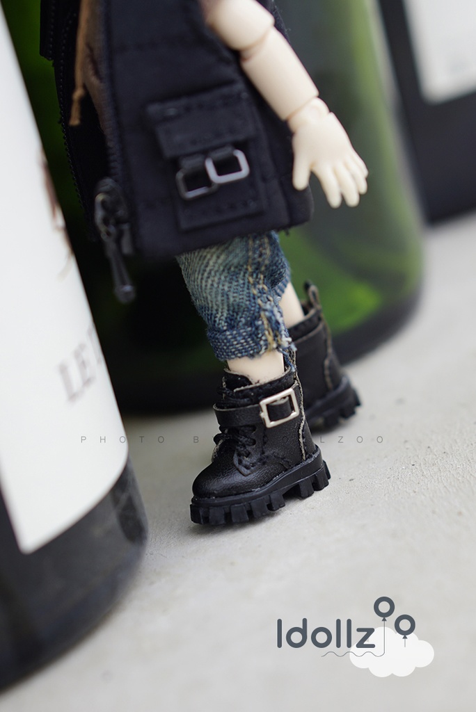 オビツ11 靴 厚底マーチンブーツ