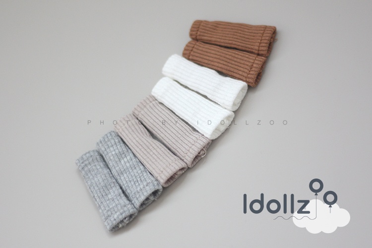 オビツ11 服 靴下のカバー ストッキングを積み上げる