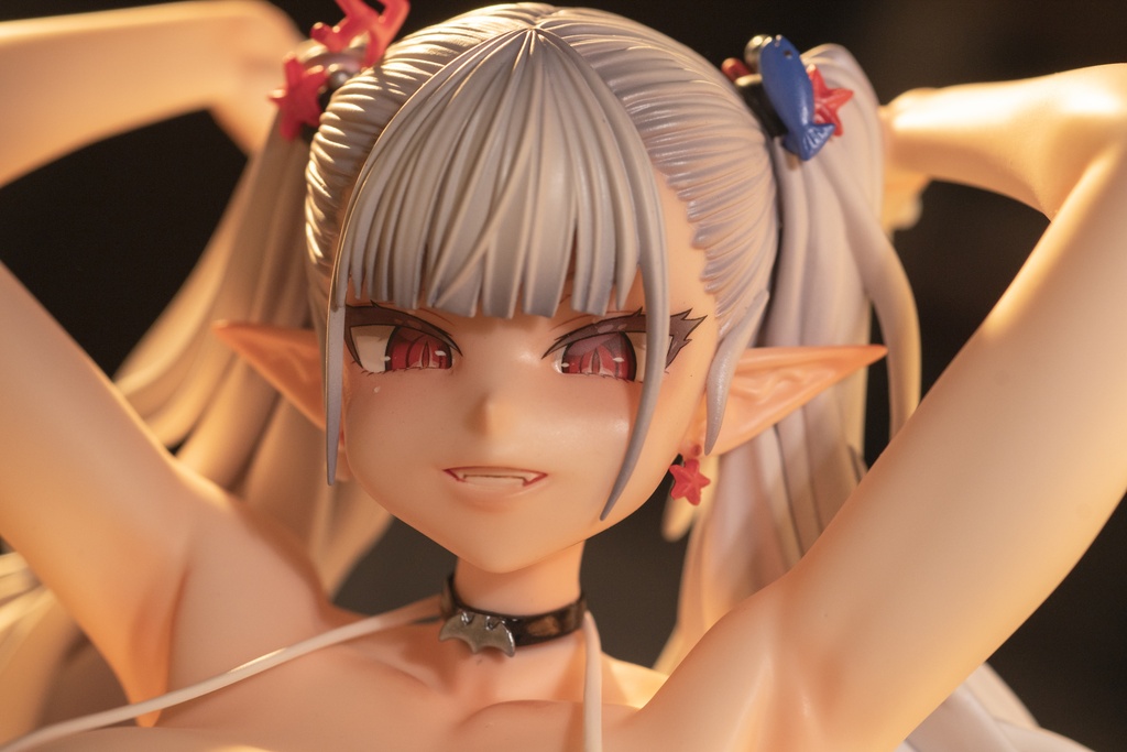 水着ドラキュリナ