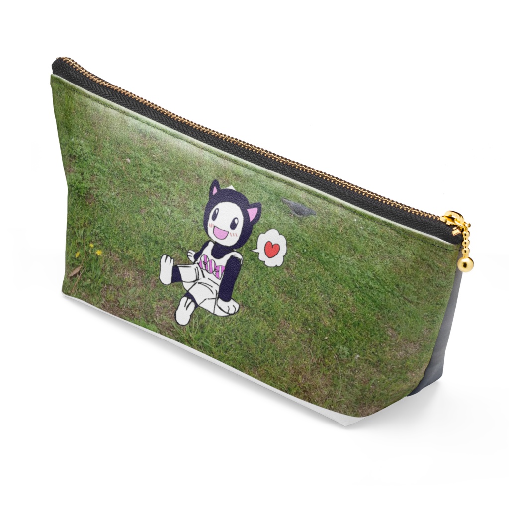 外に座ってゆったりするメアーネのポーチ