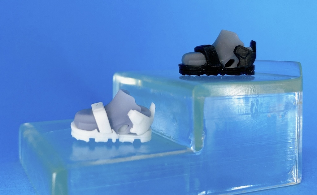 1/10-1/12 スポーツスニーカー