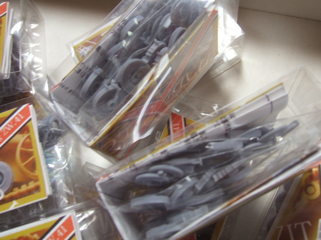 ZW41 スチールホイールセット (1/35 3号戦車用 Experimental Steelwheel set foe Pz.kpf III)