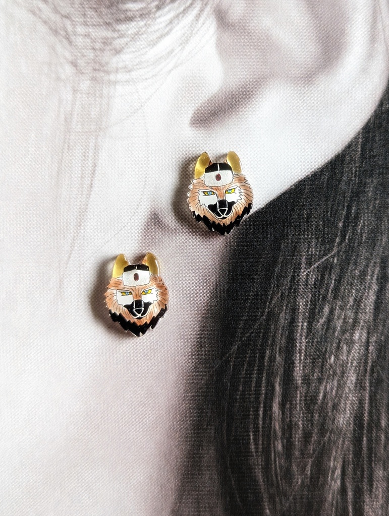 ヴァシリ モチーフピアス