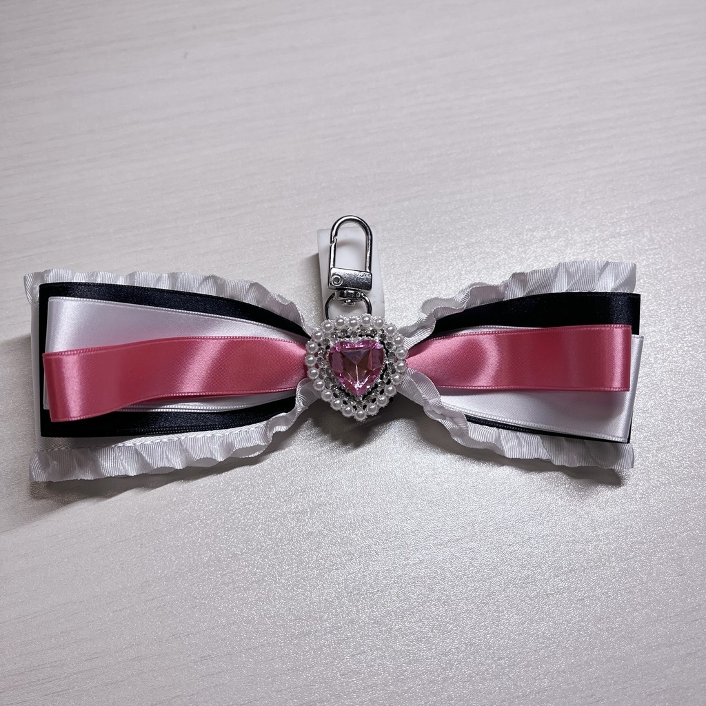 勝利の女神：NIKKE　ココア　リボンチャーム　ハンドメイド