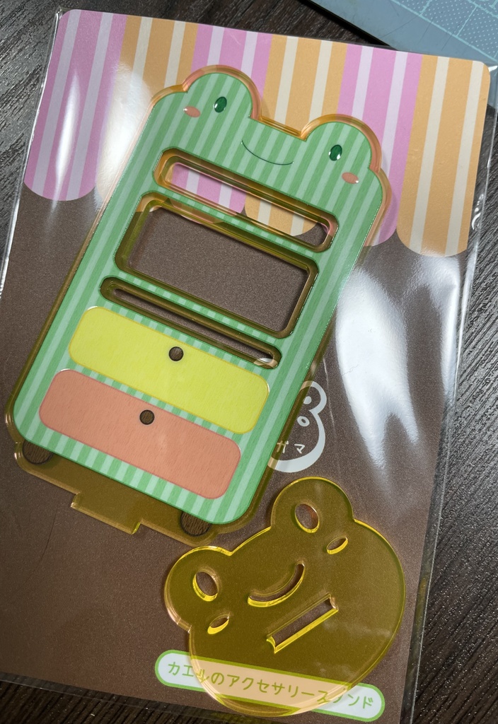 カエルタンスのアクセサリースタンド