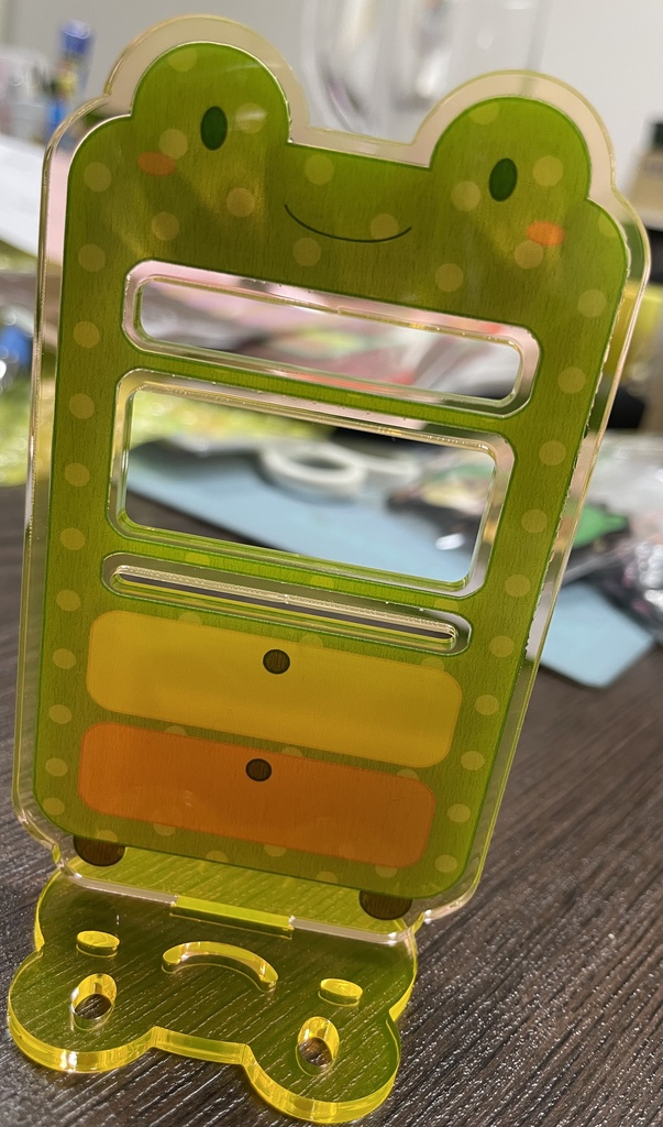 カエルタンスのアクセサリースタンド