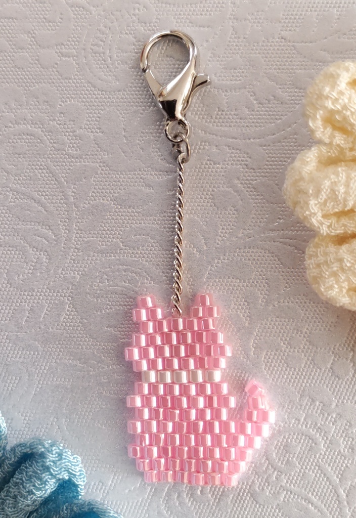 推しカラーねこチャーム