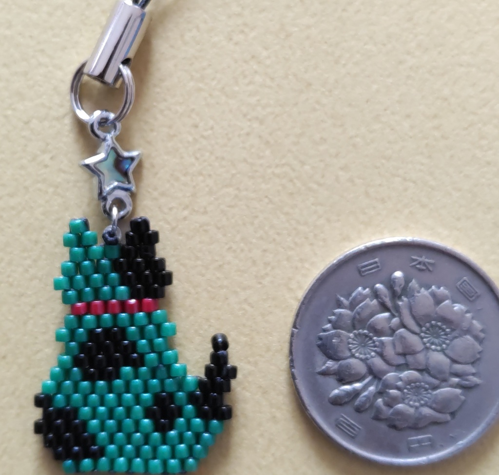 鬼滅の刃ねこモチーフキーホルダー