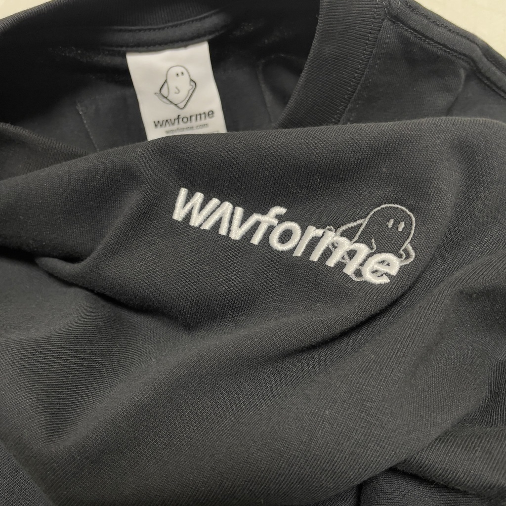 wavforme LOGO Embroidery Tee