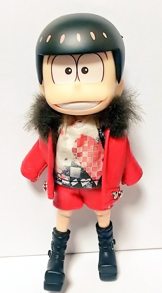 レザーショートパンツ