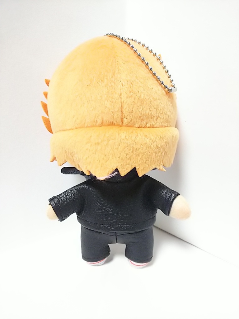 レザージャケットとレザーパンツ