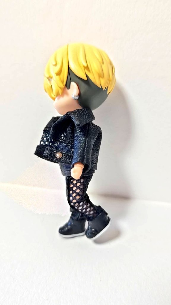 レザージャケット11とレザーパンツ7