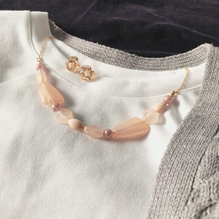 キラキラ小花のピアス