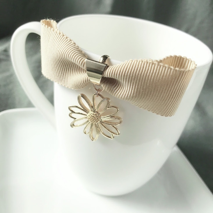 マーガレットのポニーフック