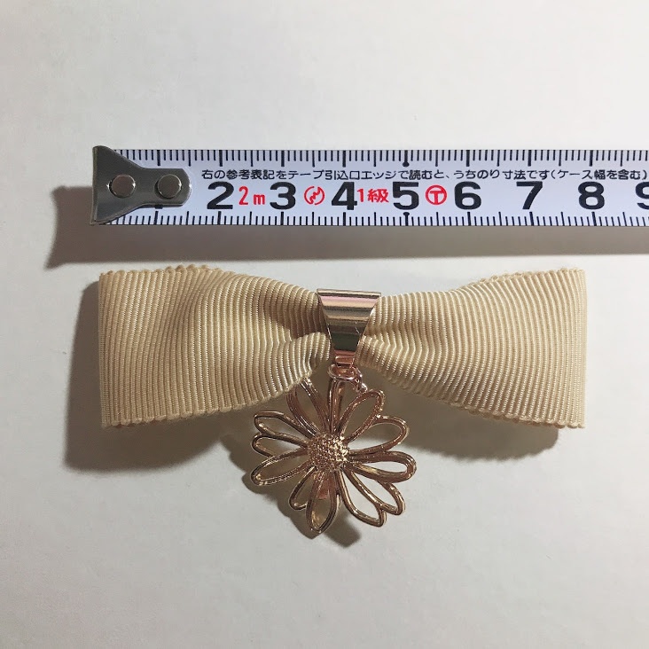 マーガレットのポニーフック