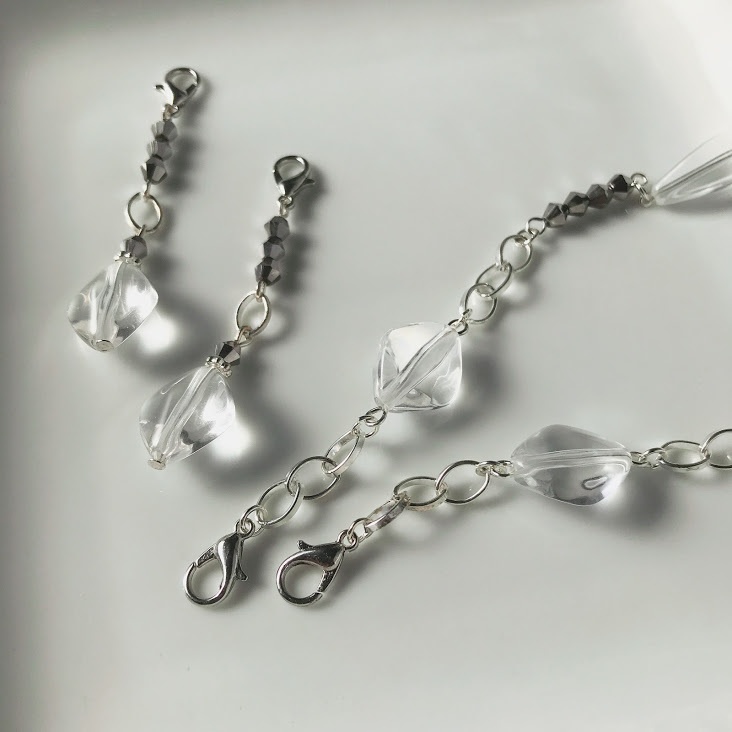 シルバーとクリアビーズのマスクチャームとストラップセット