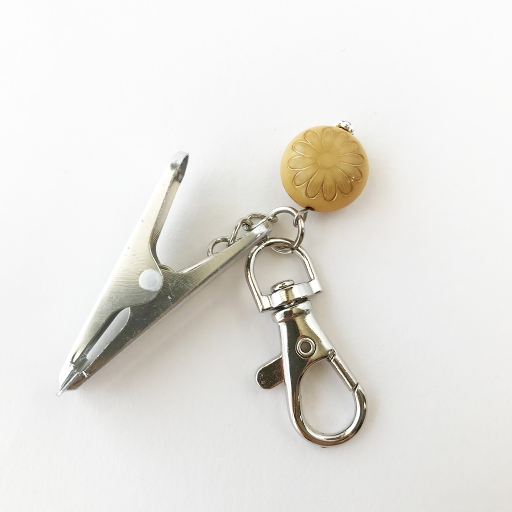 花柄ビーズのバックキークリップ(イエロー)