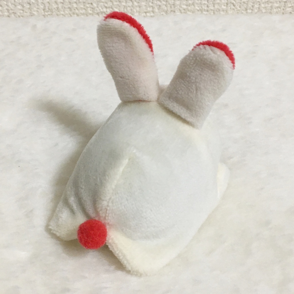 もちマスミニ着ぐるみ うさぎ ミルク&レッド