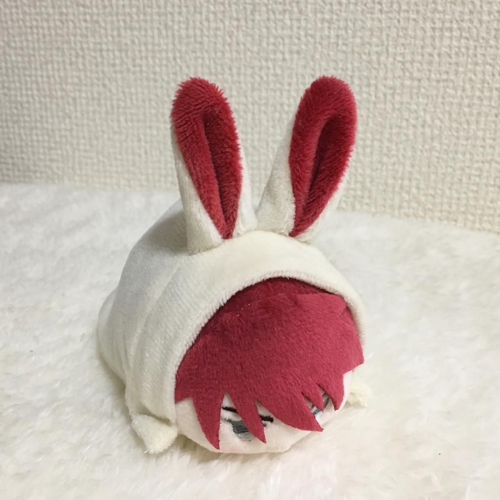 もちマス/もちころりん着ぐるみ うさぎ ミルク&ワインレッド