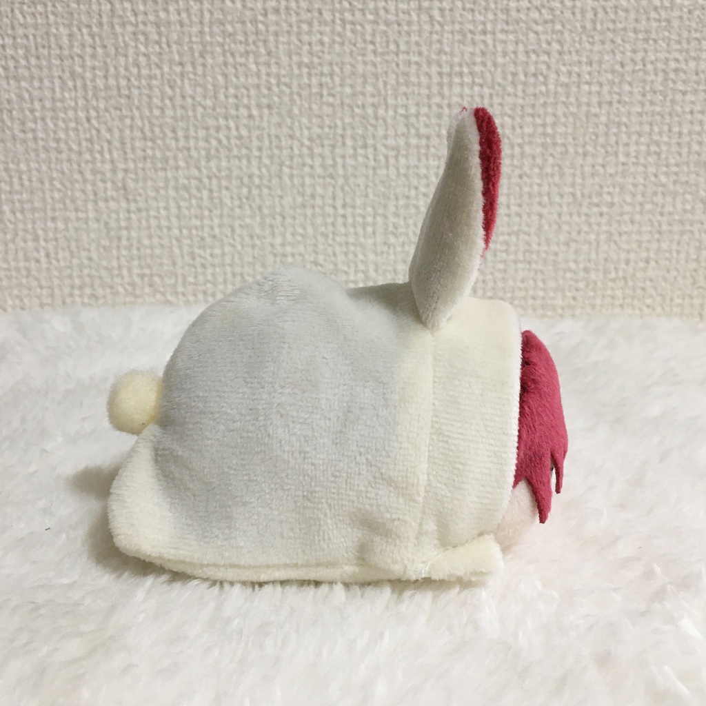 もちマス/もちころりん着ぐるみ うさぎ ミルク&ワインレッド