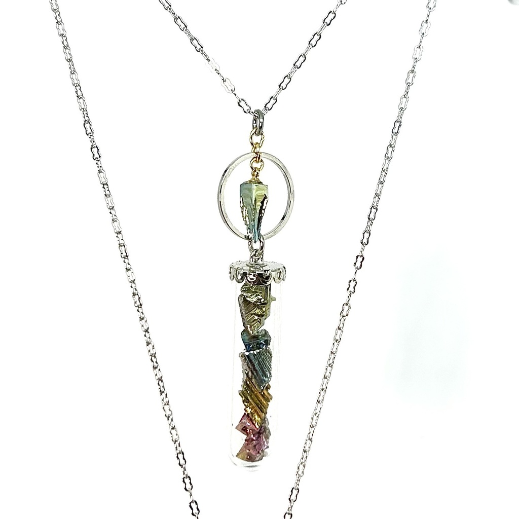 ビスマス結晶の試験官ネックレス(シルバー・ダガー型付)(ドール対応可)