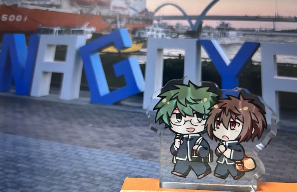 【自立アクリルスタンド】通学の塁春ちゃん