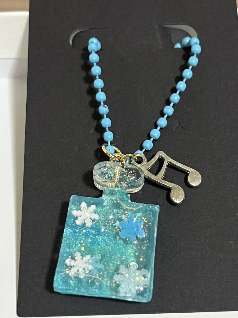 雪ミクキーホルダー