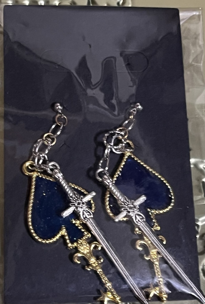 ⚔️トランプモチーフピアス