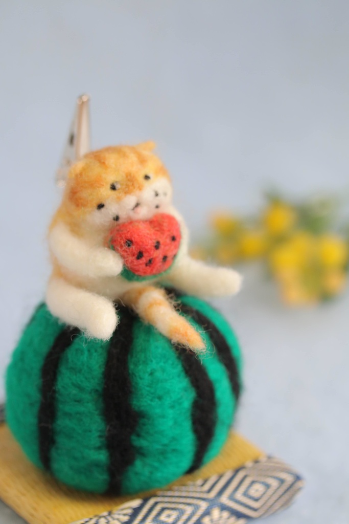 【スイカ猫太郎(茶白猫1号)】