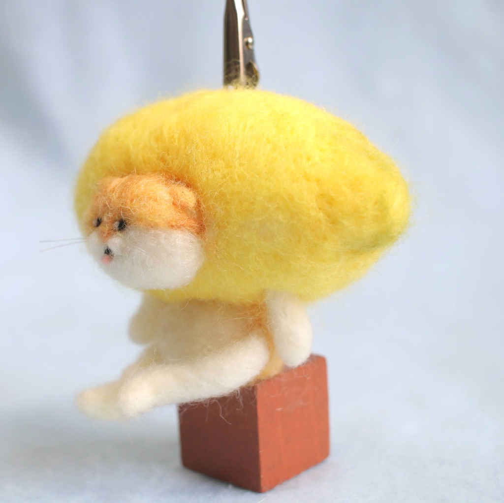 【ねこレモン(茶白猫)】