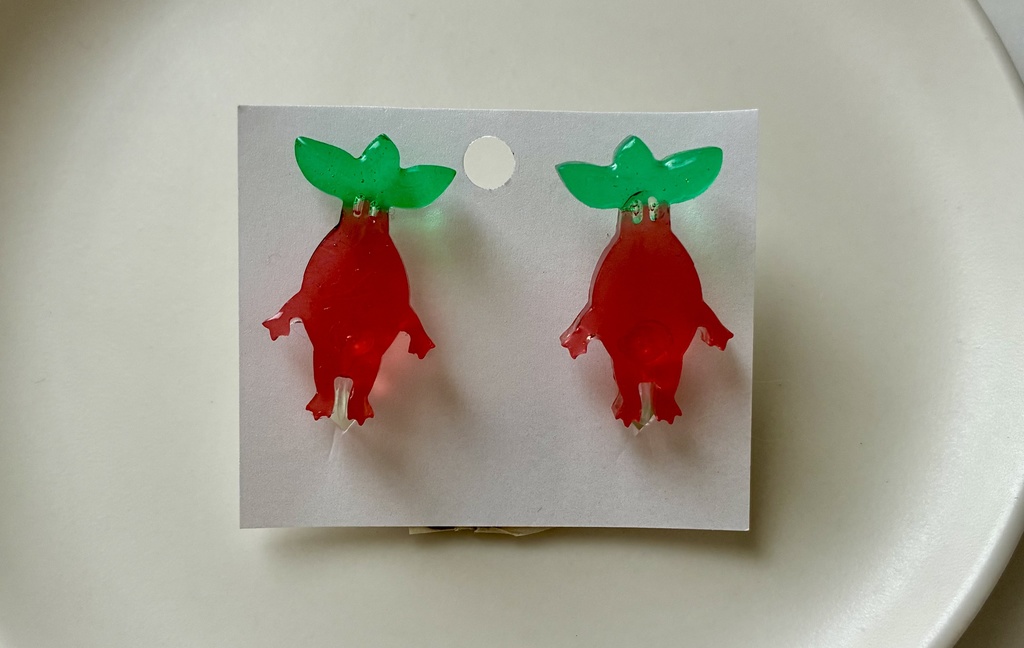 マンドラゴラキャンディノンホールピアス