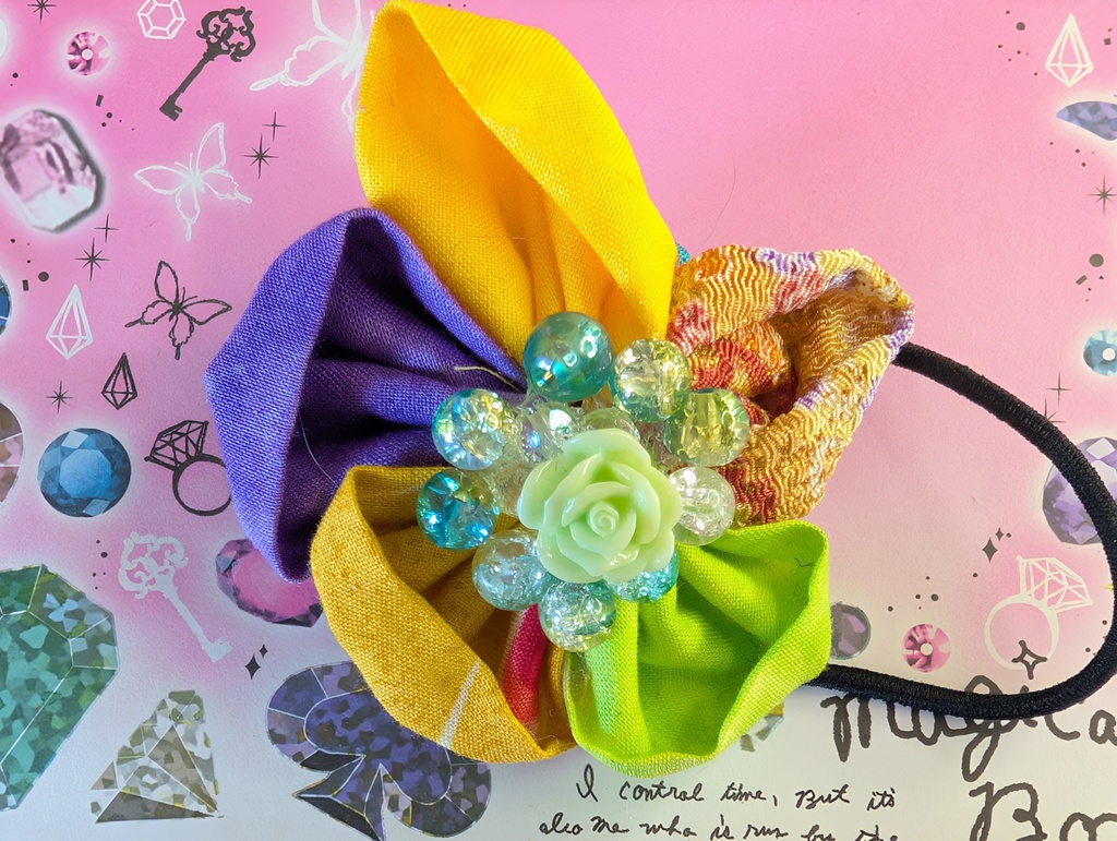 彩璃（いろどり）シリーズ★つまみ細工 【クリームグリーンローズ】ヘアゴム