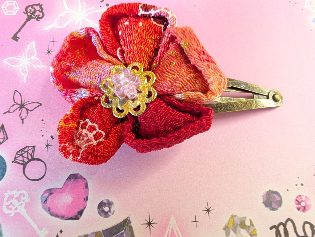彩璃（いろどり）シリーズ★つまみ細工 【紅夢桜（べにゆめさくら）】ヘアクリップ