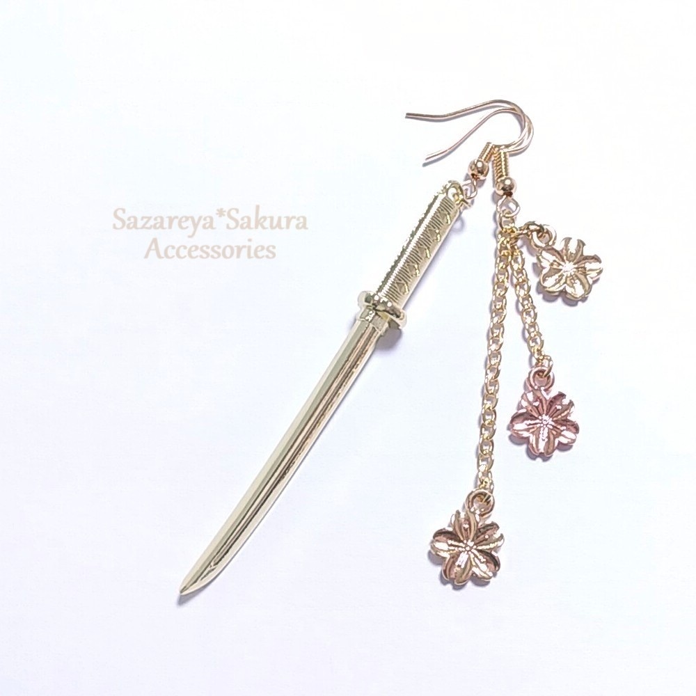 日本刀と桜＊和風ピアス／イヤリング
