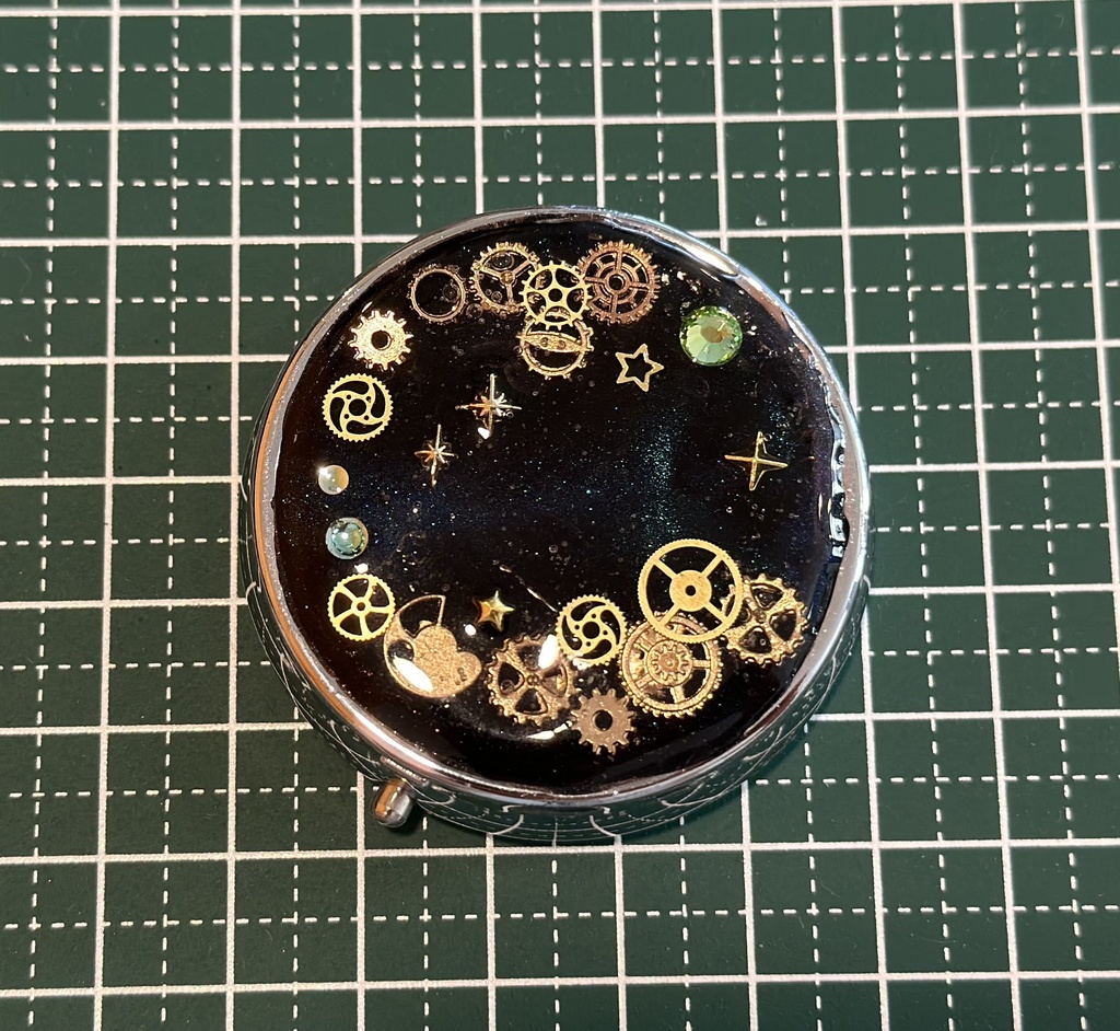 歯車と夜空の小物入れ